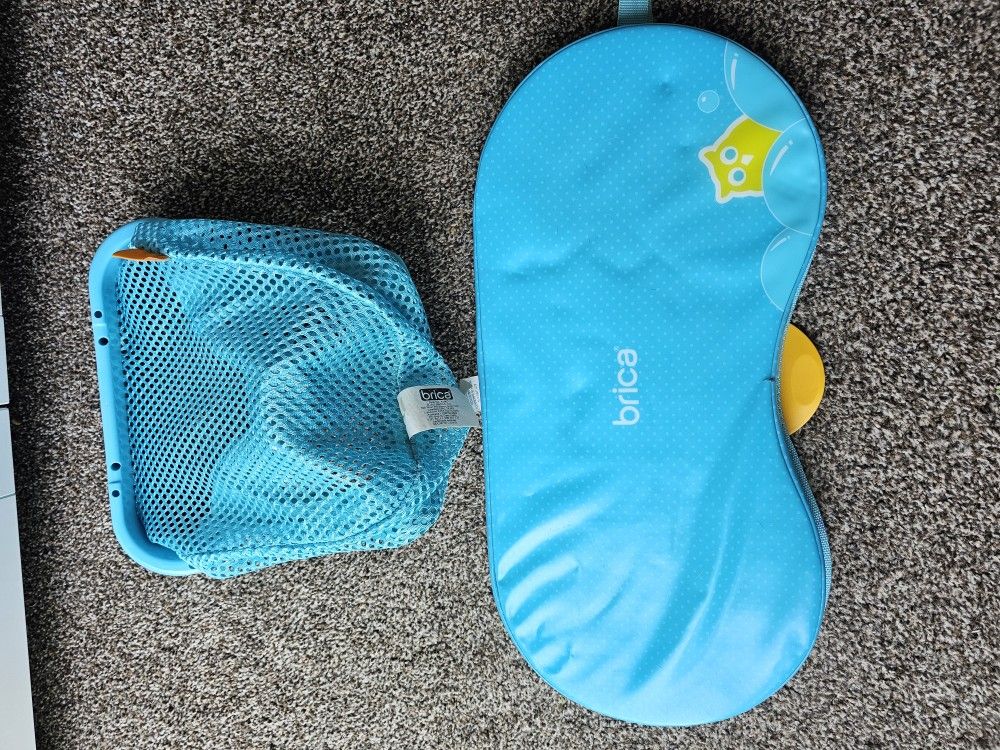 Kneeling Pad & Toy Scoop
