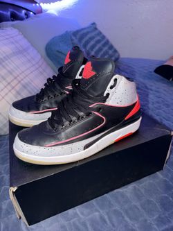 Air Jordan 2 Black Infrared Sneakers