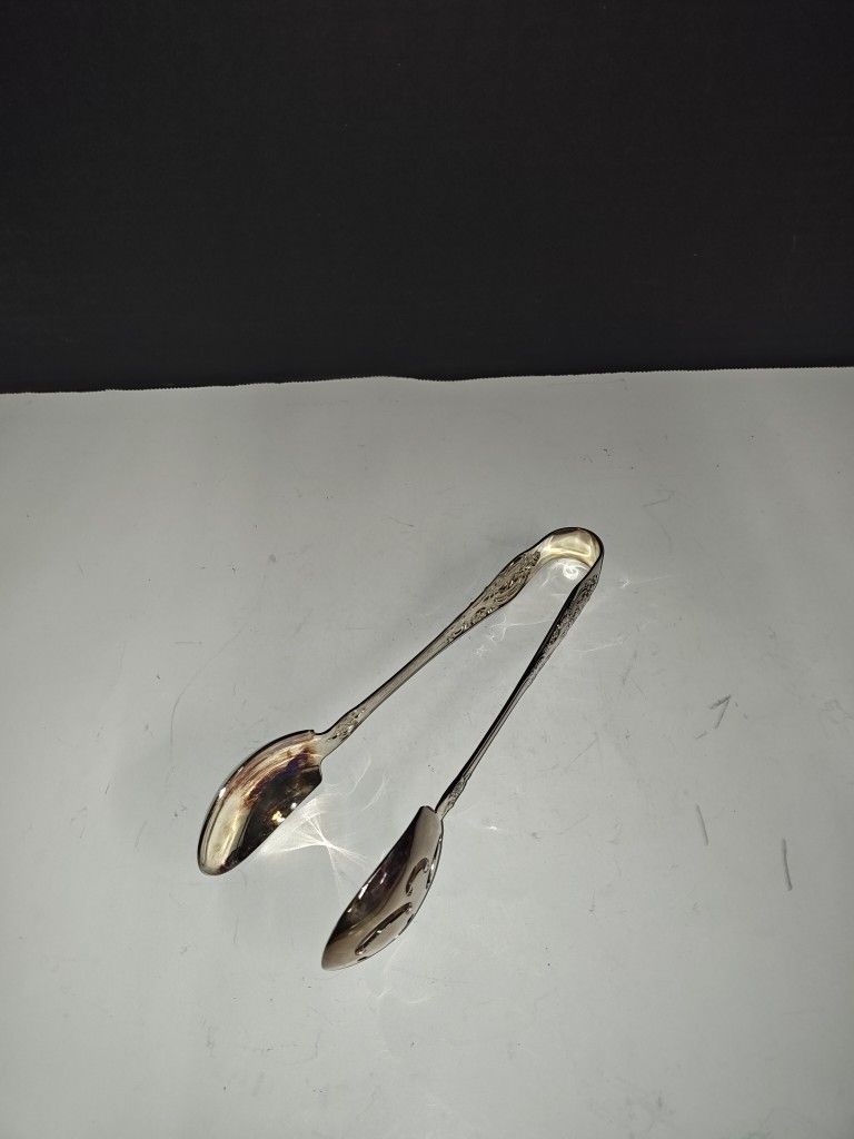 Vintage Wallace Silver Plate Tongs Clamp Ice Salad Kitchen Serving Tool Decor