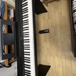 Yamaha P45 Digital Piano