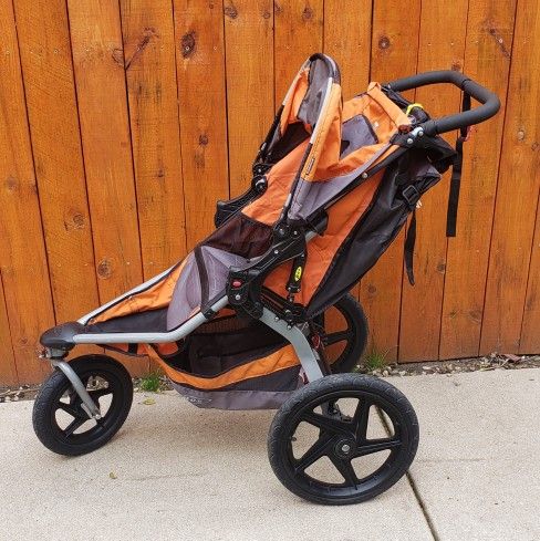B.O.B. Revolution Jogging Stroller