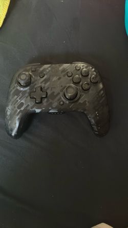 PDP Gaming Faceoff Deluxe Wireless Switch Pro Controller