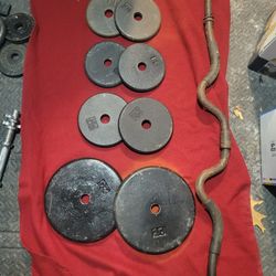 1" HOLE  EZCURL BAR   WITH. 75LBs.  
2-20s.  2- 7.5.  4-5s. 
11525 S HALSTED DUNKIN DONUTS/
7111.S WESTERN WALGREENS 
80$  CASH ONLY AS IS 