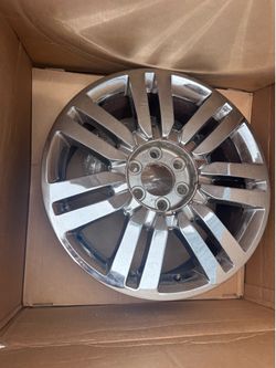 OEM Lincoln Navigator / Mark LT 20" Chrome Wheel Rim - 20x8.5 - Hollander 3651 Price for 1 used rim ,I have 3 used and 1 new(300$)