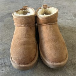 Classic Ultra Mini UGGS