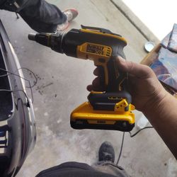New Drywall DeWalt Drill