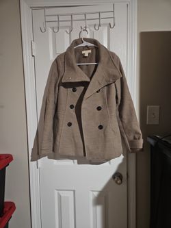 Woman's Coat 