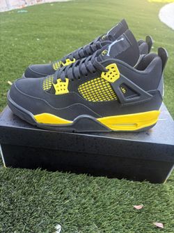 Jordan 4 Yellow Thunder