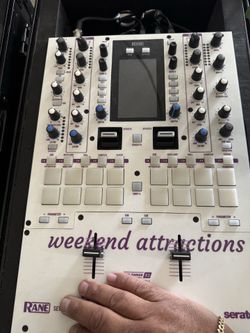 Complete rane turntable and rane mixer with cases