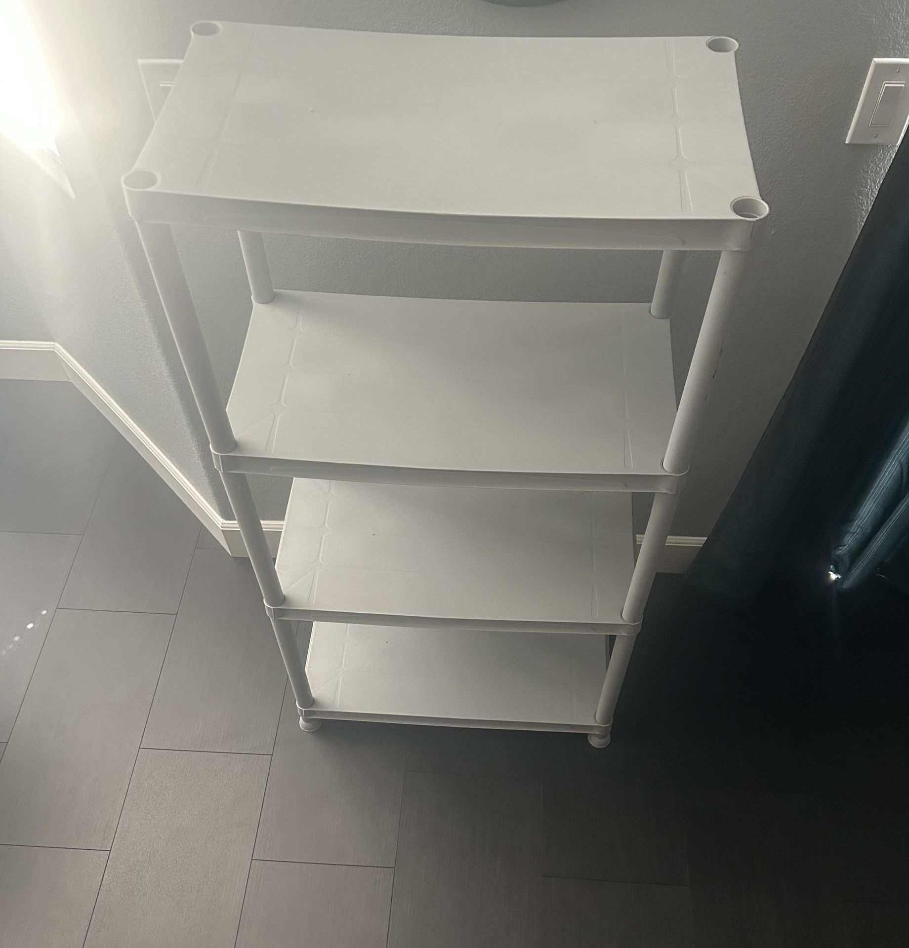 4-Tier Plastic Garage Storage Shelve Unit in Gray