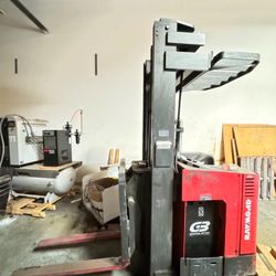 Raymond 40D Forklift