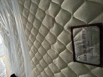 King size mattress, extra fair