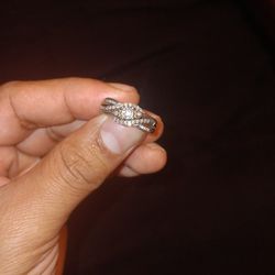 White Gold Plated Sterling Silver Diamond Ring Size 7
