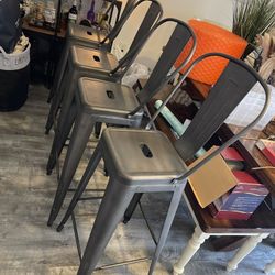 Bar Stools Like New!