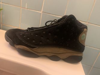 Air Jordan 13 Retro Olive (size 12