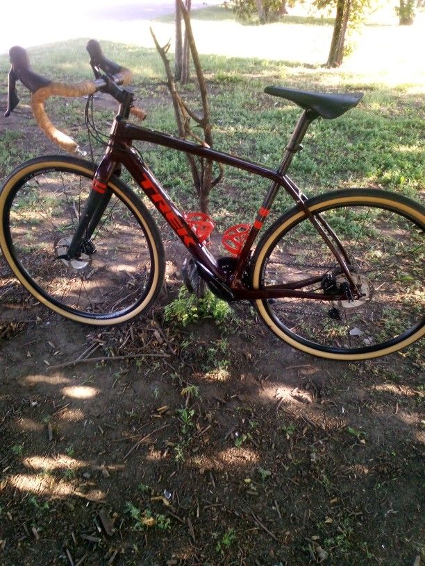Trek Checkpoint SL 5