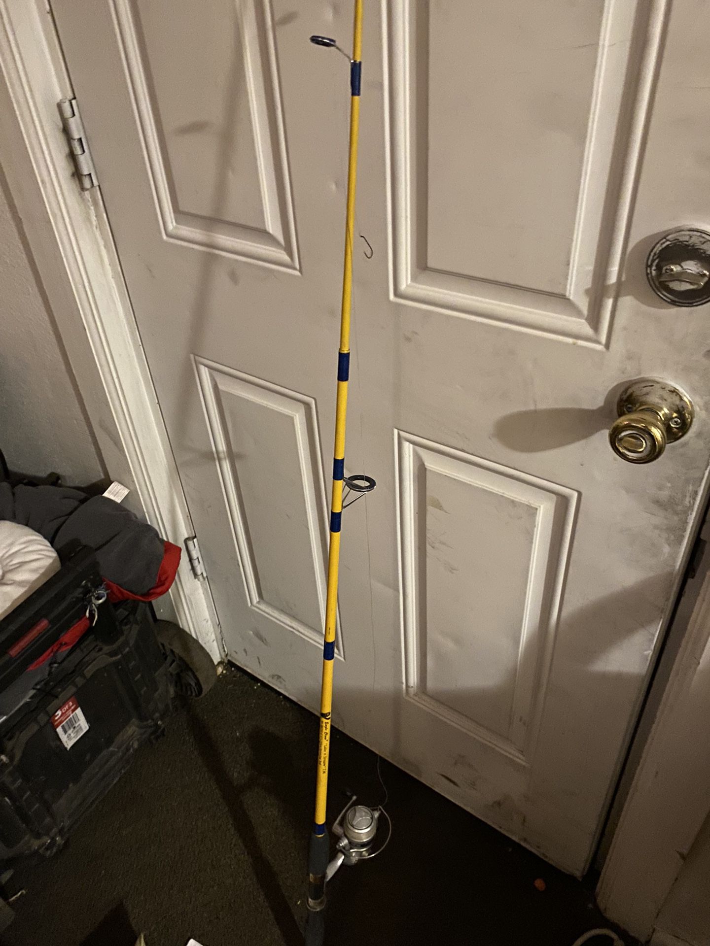 Adult Fishing Pole for Sale in Commerce City, CO - OfferUp