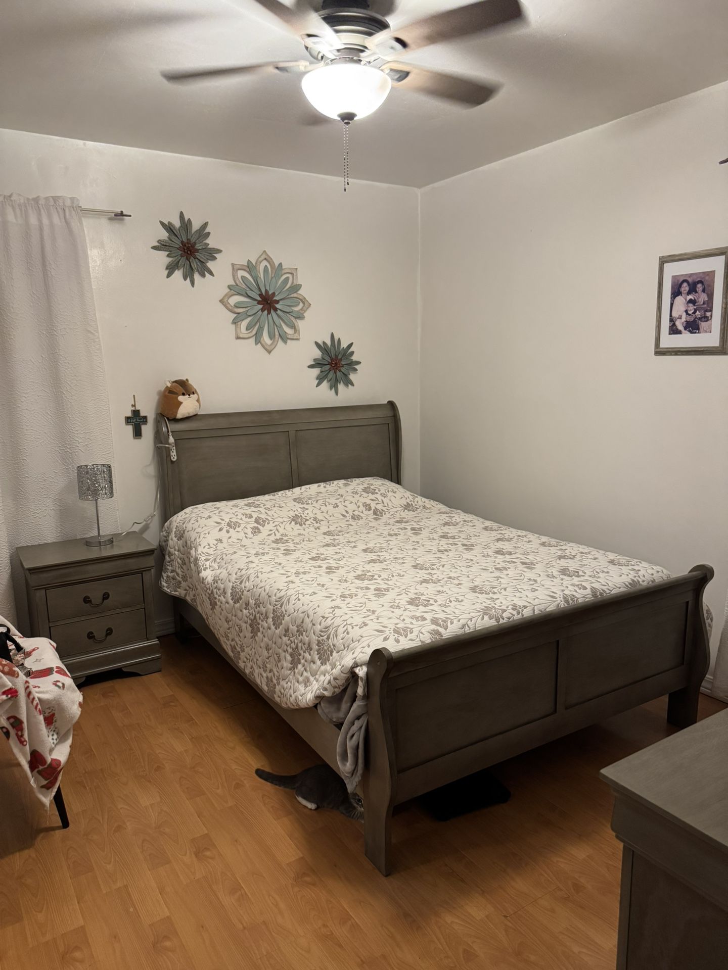 Full Size Bedroom SET