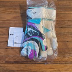 NIKE GK Vapor Grip3 size 8