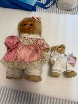 Raikers bears with wooden faces