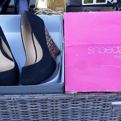 ☆Cute☆Shoe Dazzle☆Womens Suade ☆ Animal Print ☆Wedge☆ Size 7. $10 Obo