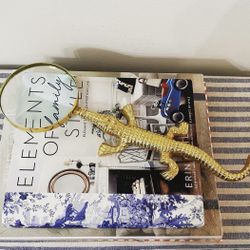 13 ½” L Gold Cast Brass Gator Magnifying Glass