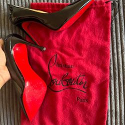 Women Christian Louboutin 'So Kate' Patent leather Pumps 120 - Like New