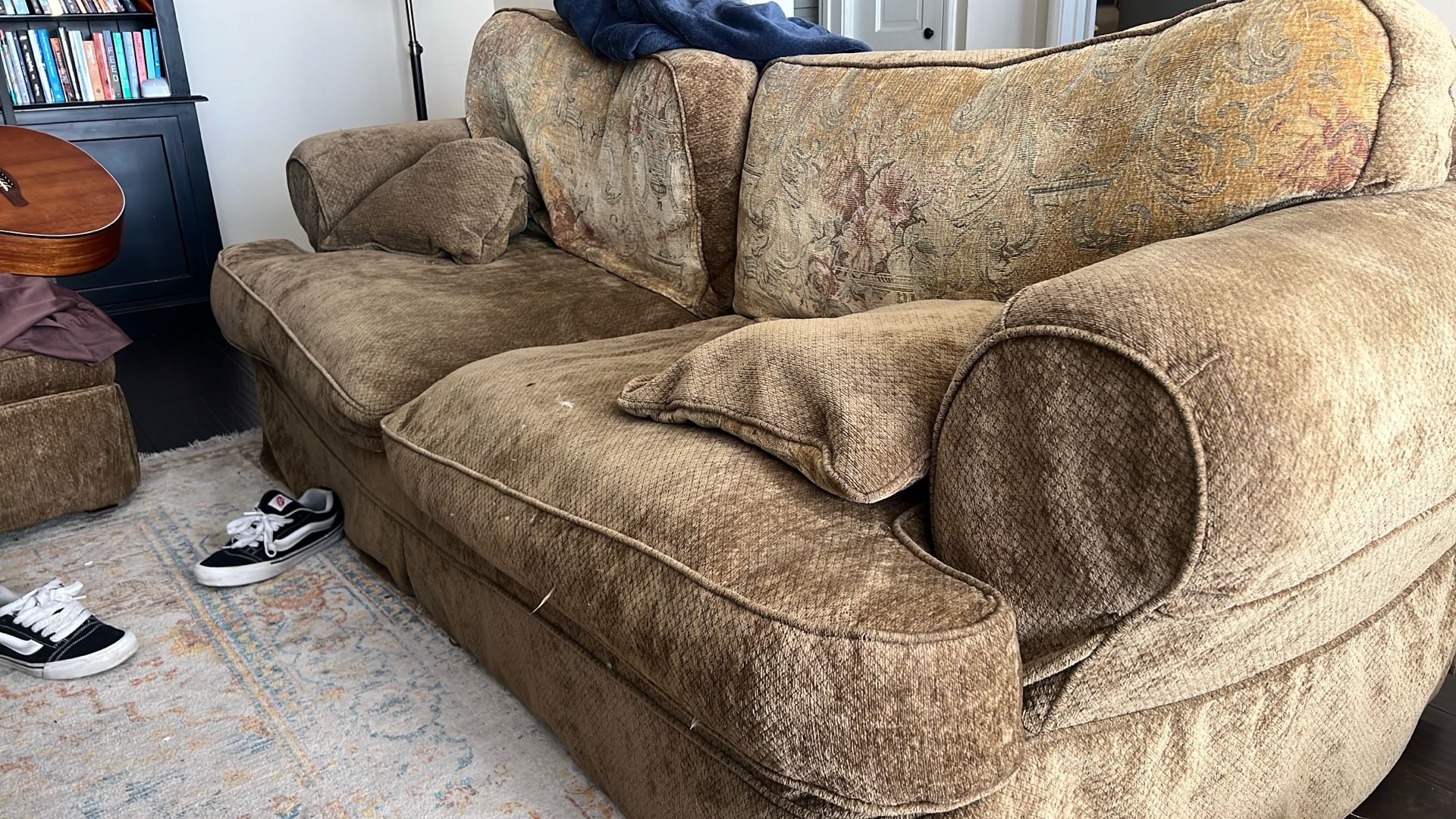 Comfy Couch And 2 Matching Sitting Chairs