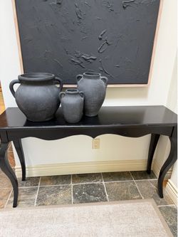 Black side table