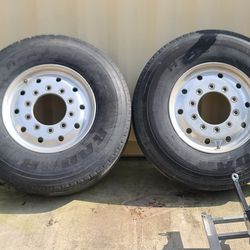 385/65R22.5 Wheels And Tires