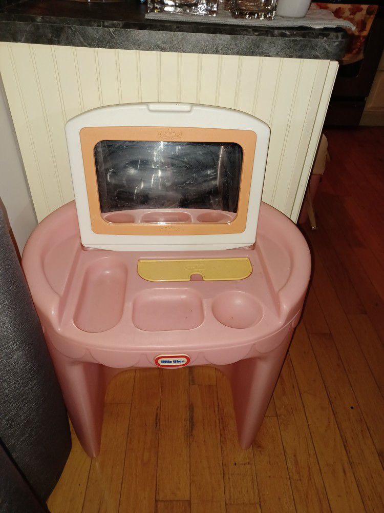 Little Tikes pink and white vanity.