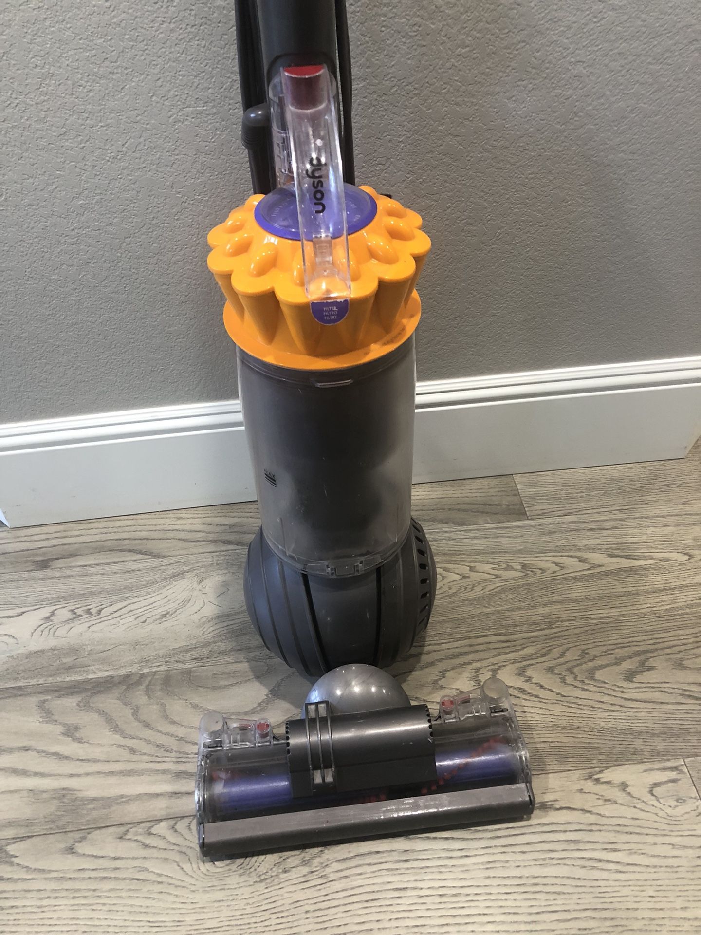 Dyson Vacuum Cleaner