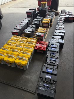 Car Battery 24f H5 34 78 65 48 49 47 H6 H7 51r 94r 86 H8 H9 Truck SUV And Car Batteries with Warranty. $60 + Core. Bateria para cualquier carro COVINA