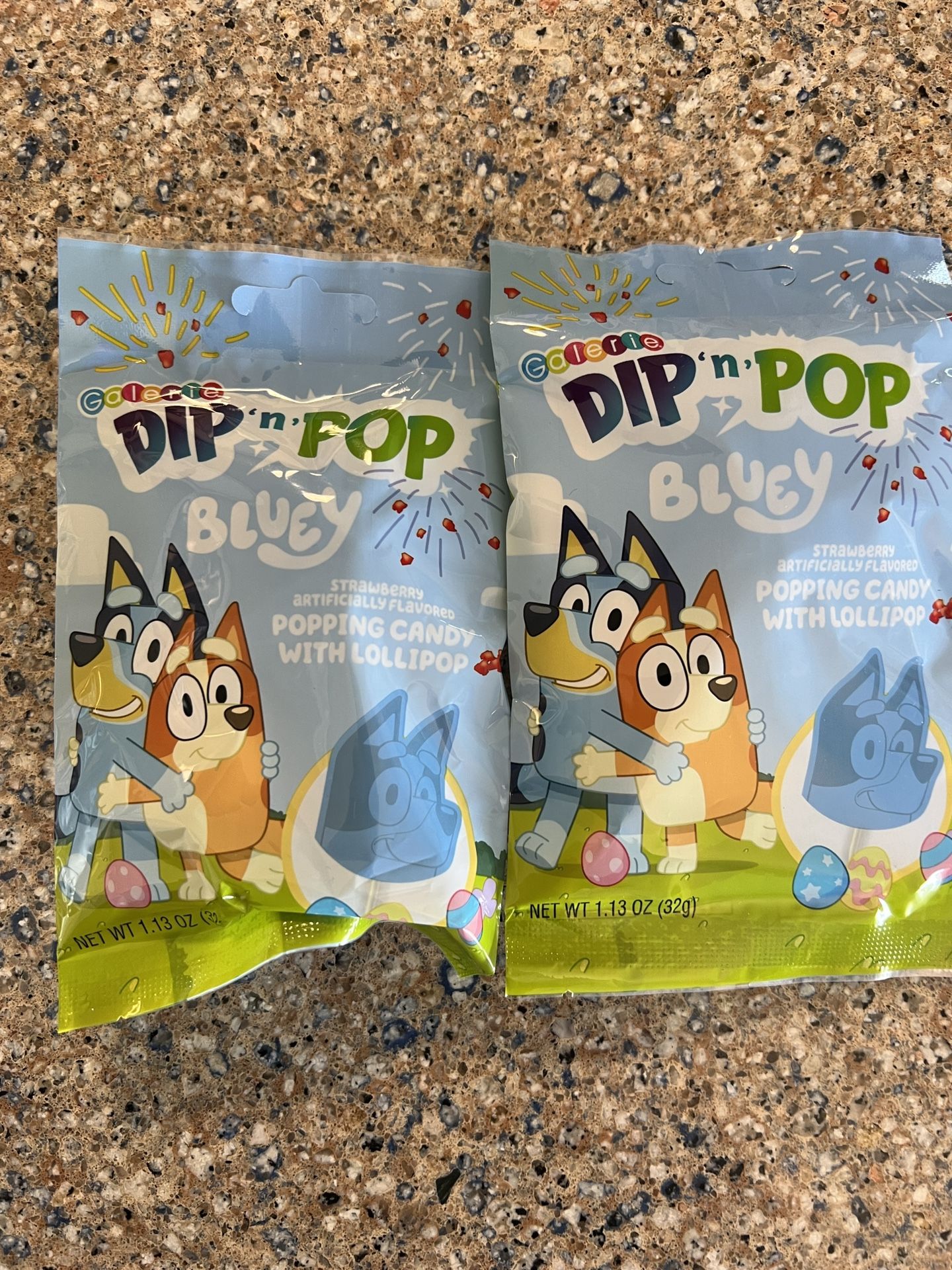 2 Pack - Bluey Galerie Dip ' n Pop Strawberry Popping Candy with Lollipop