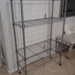 4 Tier Shelvings With Wheels