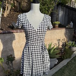 Medium Black and White Gingham Romper Forever 21