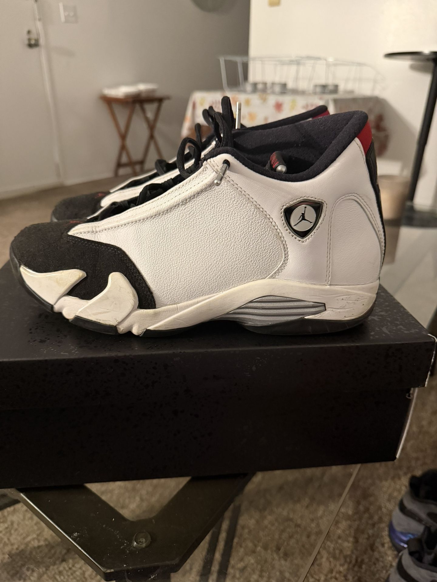 Jordan 14 Retro Black Toe