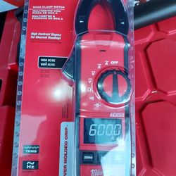 Milwaukee 2237-20 600a Clamp Meter
