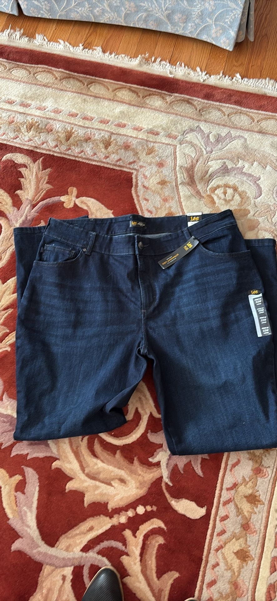 New Jeans -22W Ladies Lee Jeans