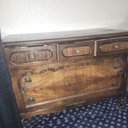 5- Drawer Dresser