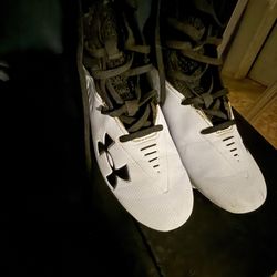 UA Highlight Select MC Football Cleats Black White sz 6.5