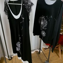 Black And White Dandelion Dress And Shirt Size Medium