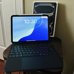 iPad Pro 11inch, M4 chip, 1TB (only Cash)