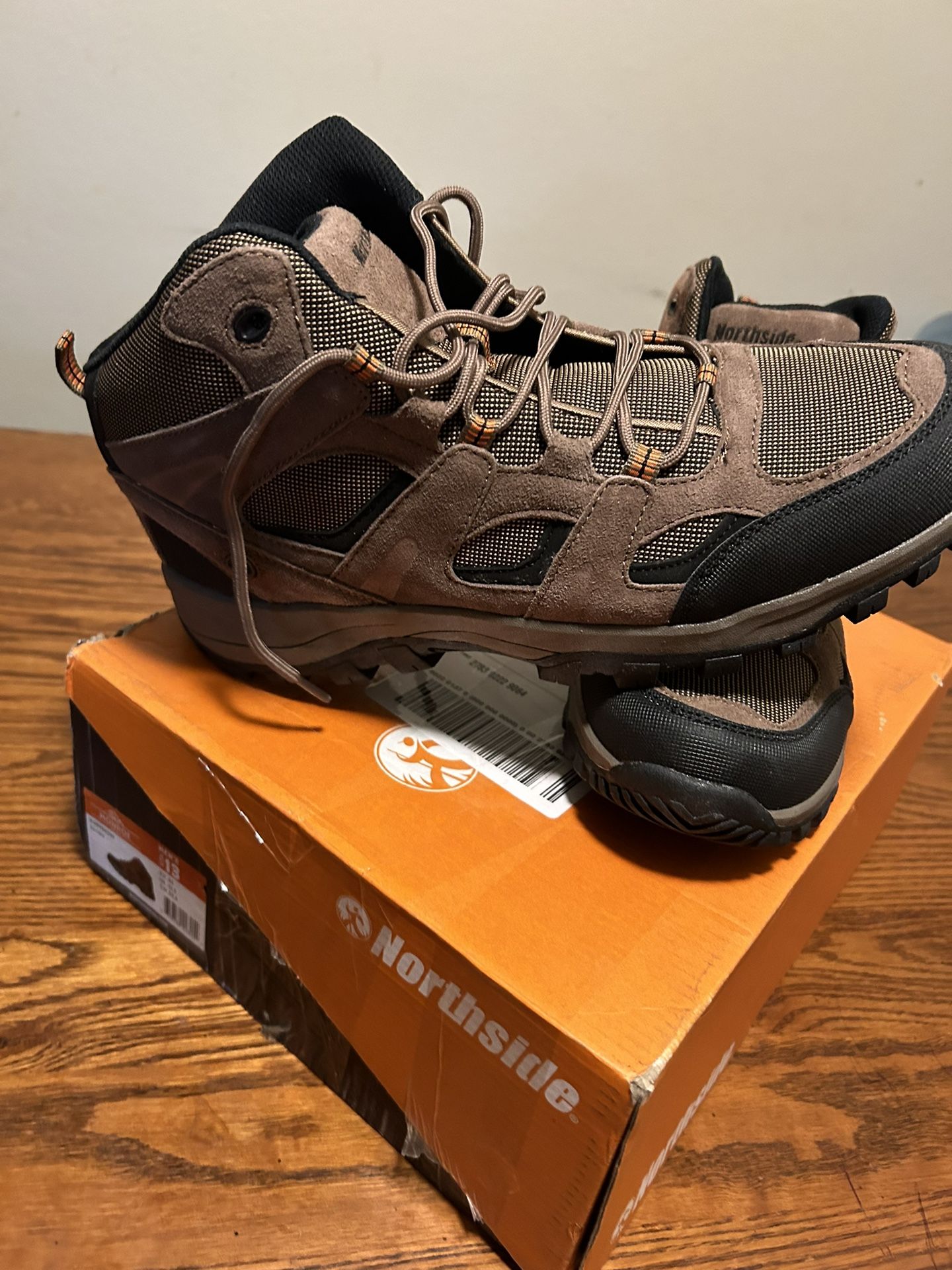 Men’s Hiking Boots