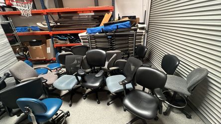 Office desk chairs