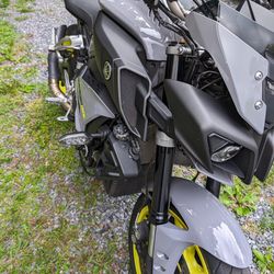 2017 Yamaha Fz10