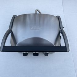 Cuisinart Griddler GR-4 Brushed Stainless Steel Kitchen Grill electric  This grill has removable plates that can be washed separately Condition excell