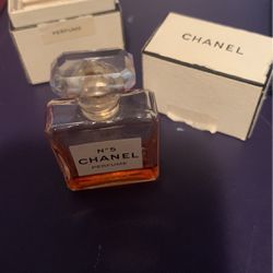 Chanel Perfume Thumbnail