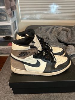 Jordan 1s Mochas
