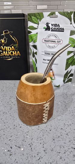 Authentic Argentinian maté cups